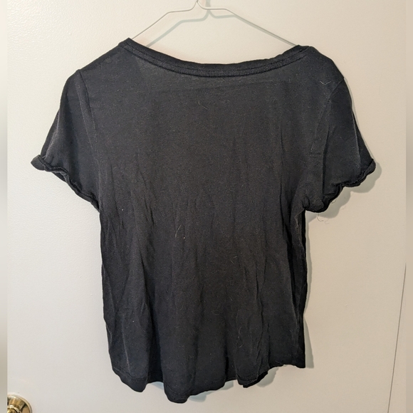 Aeropostale Black Plain Tee Soft  V neck black - Picture 5 of 5